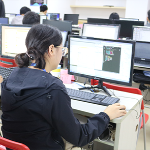 学员教室环境